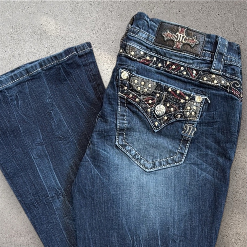 Miss Me Mid Rise Easy Boot Curvy Fit Jean